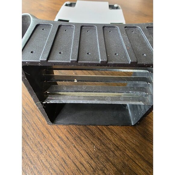 Pampered Chef Quick Slice #1181 Fruit Veggie Onion Egg Slicer Kitchen Tool Apple - Picture 9 of 12